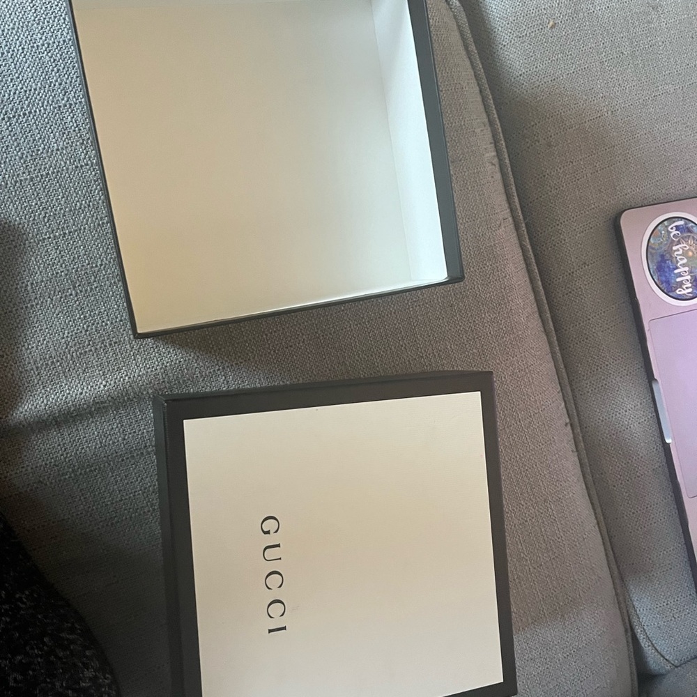 Empty Gucci Box - Picture 3 of 3